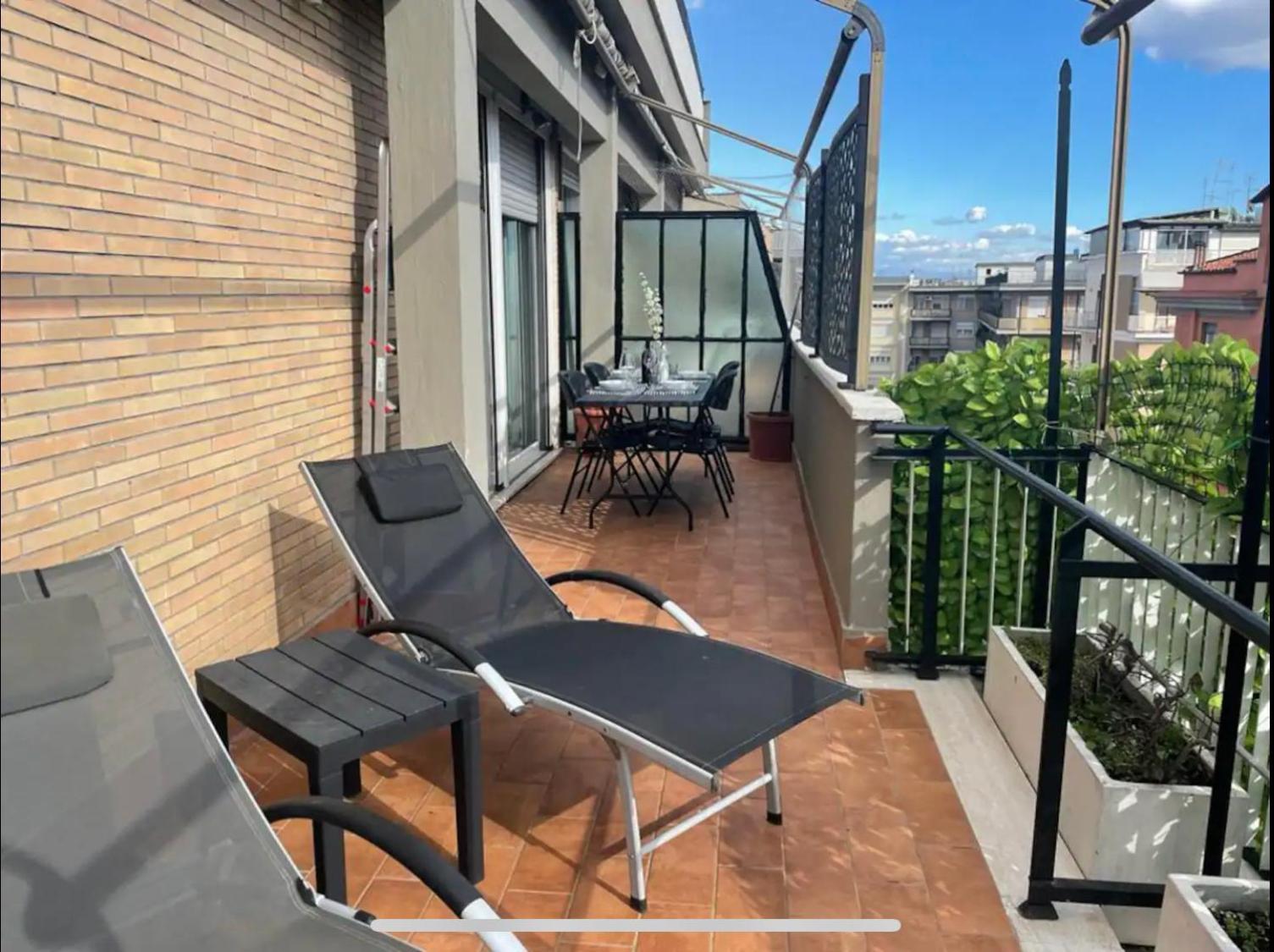 La Terrazza Di Vigna Clara Appartamento Roma