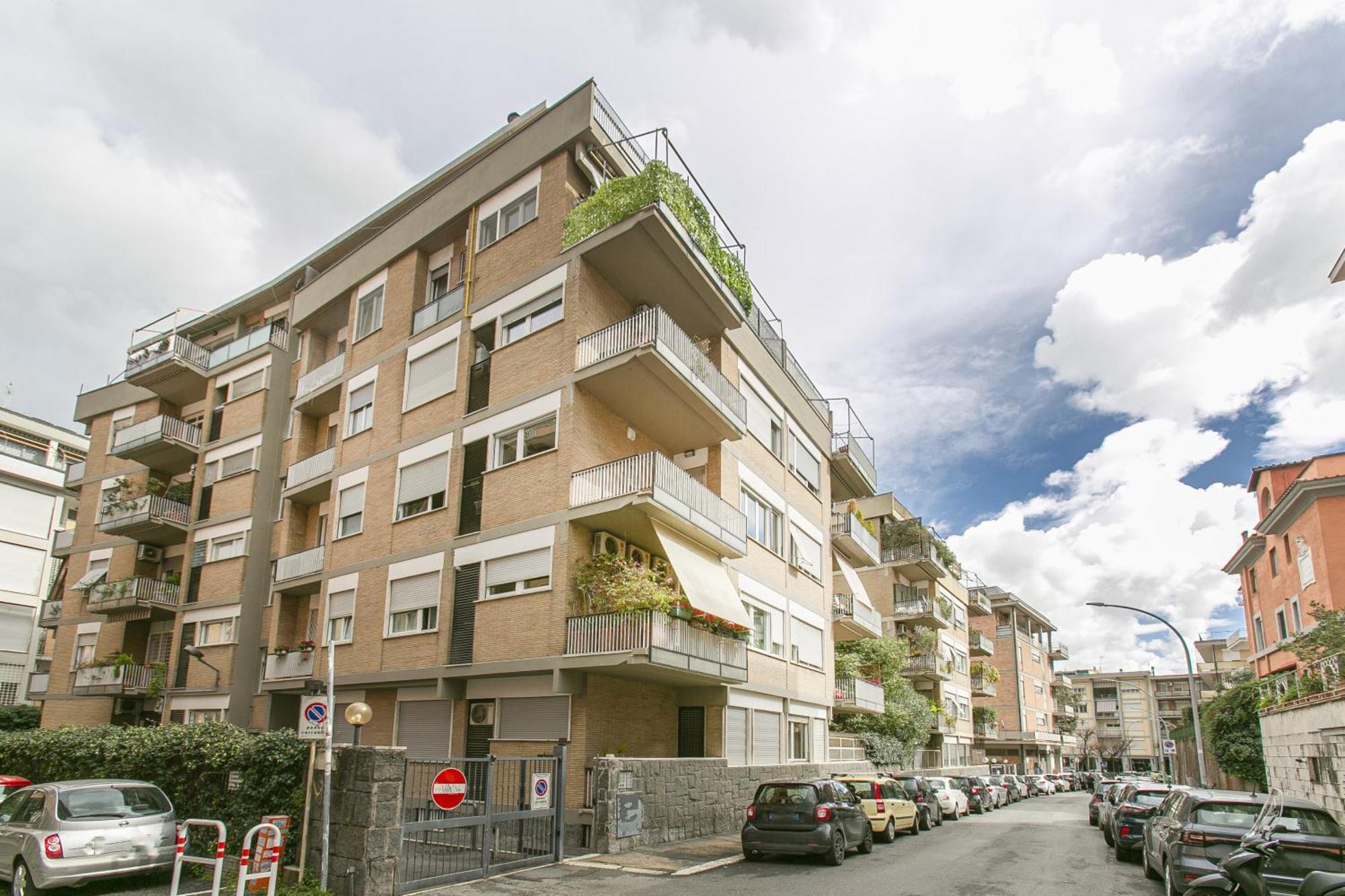 La Terrazza Di Vigna Clara Roma